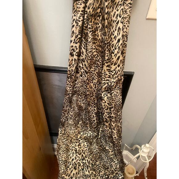 Prelude women’s black and print romper size medium - Picture 2 of 9